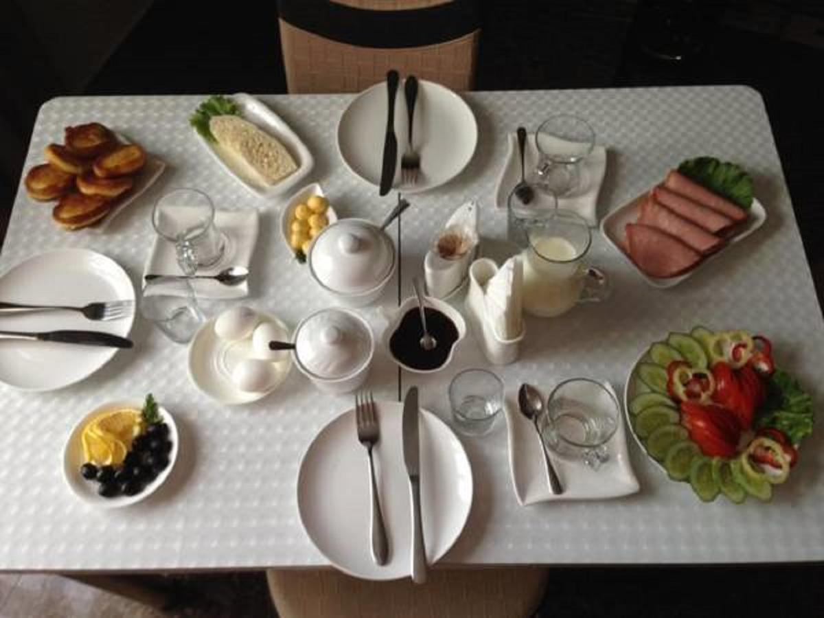 Hotel Stal+ Tbilisi Ngoại thất bức ảnh
