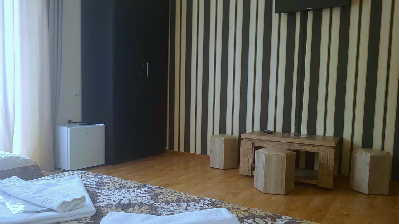 Hotel Stal+ Tbilisi Ngoại thất bức ảnh